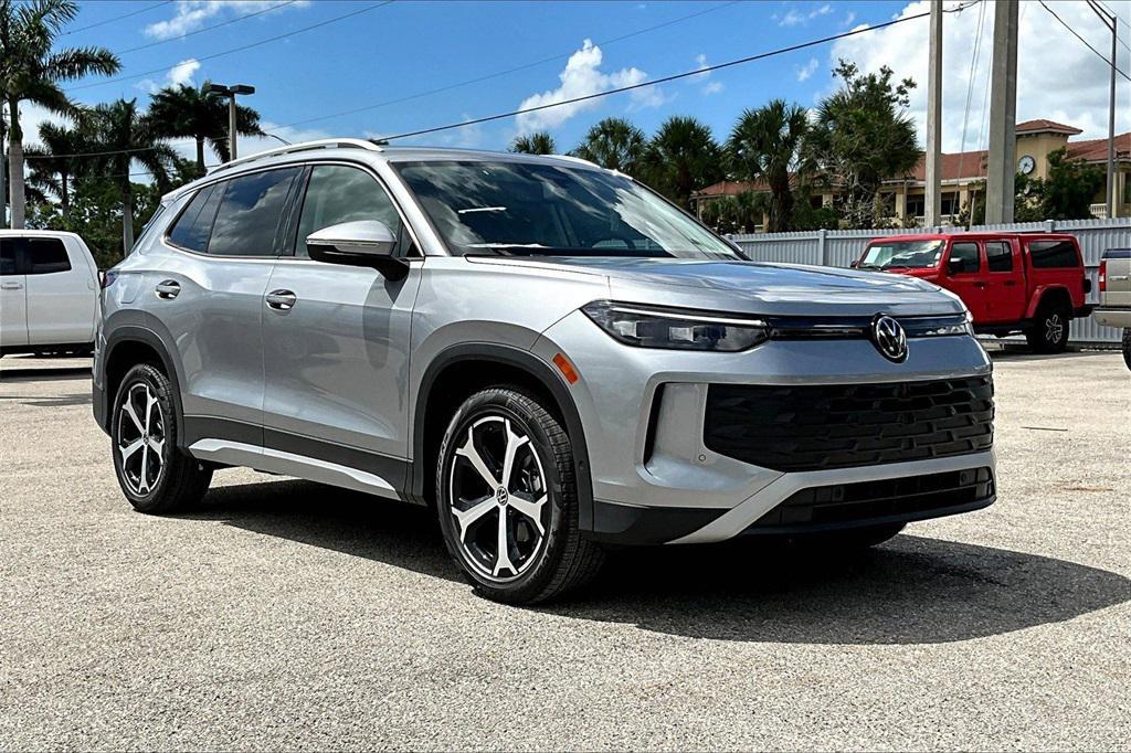 new 2025 Volkswagen Tiguan car, priced at $32,777
