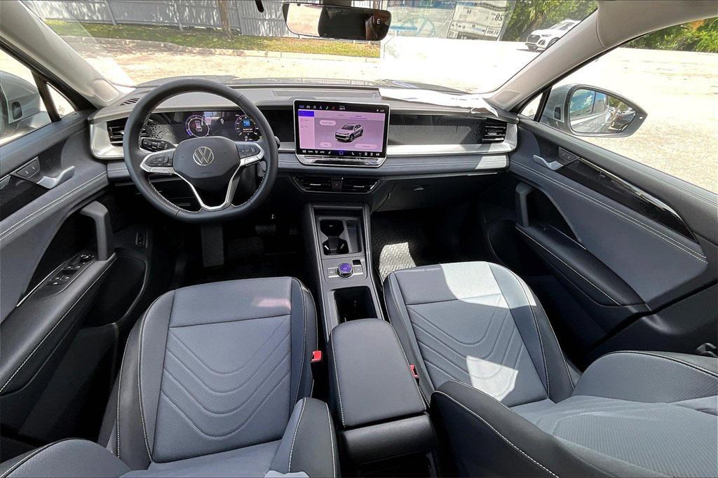 new 2025 Volkswagen Tiguan car, priced at $32,777