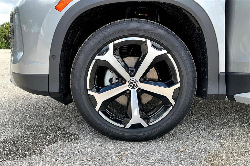 new 2025 Volkswagen Tiguan car, priced at $32,777