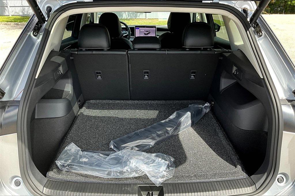 new 2025 Volkswagen Tiguan car, priced at $32,777