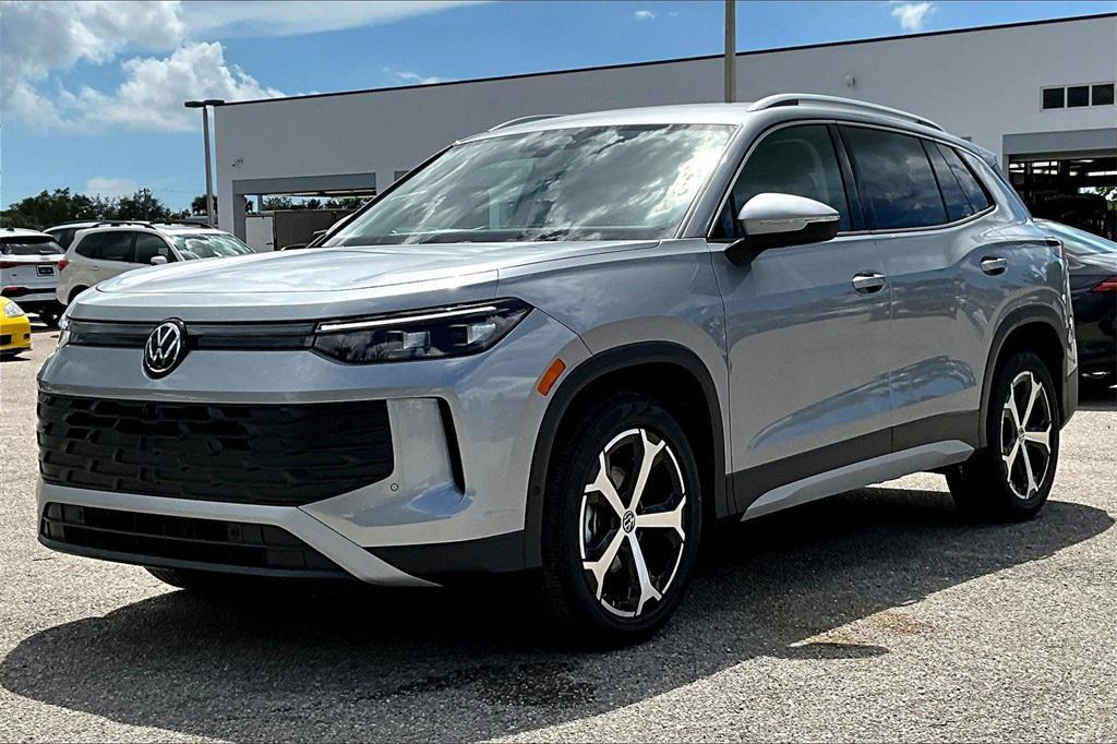 new 2025 Volkswagen Tiguan car, priced at $32,777