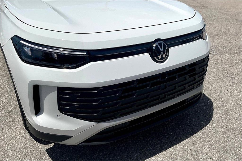 new 2025 Volkswagen Tiguan car, priced at $32,787