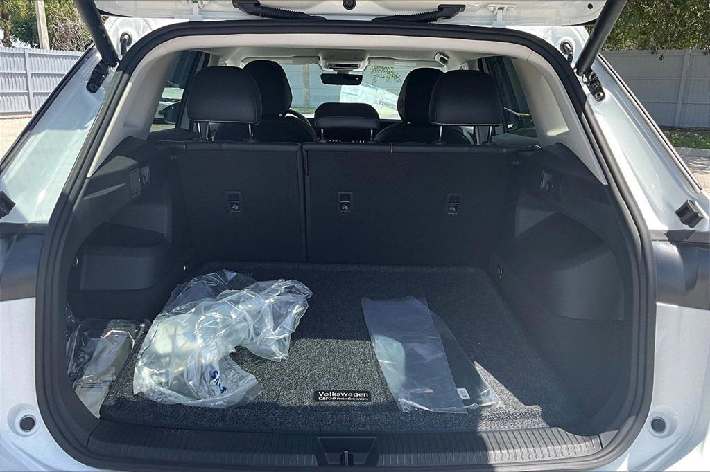 new 2025 Volkswagen Tiguan car, priced at $32,787