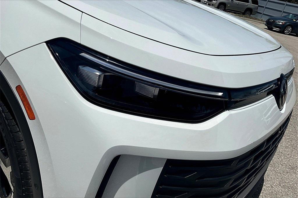 new 2025 Volkswagen Tiguan car, priced at $32,787