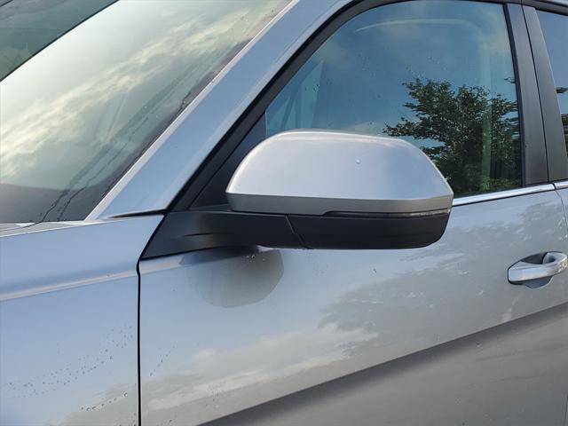 new 2025 Volkswagen Atlas car, priced at $44,000