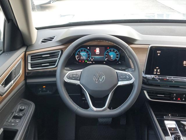 new 2025 Volkswagen Atlas car, priced at $44,000