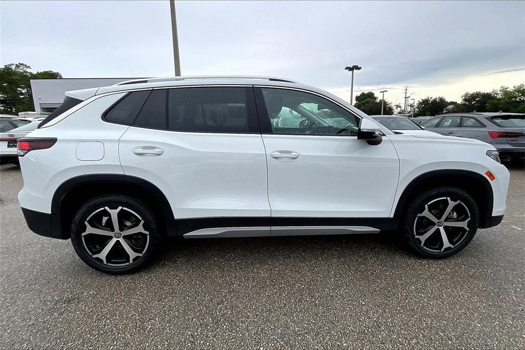 new 2025 Volkswagen Tiguan car, priced at $35,355
