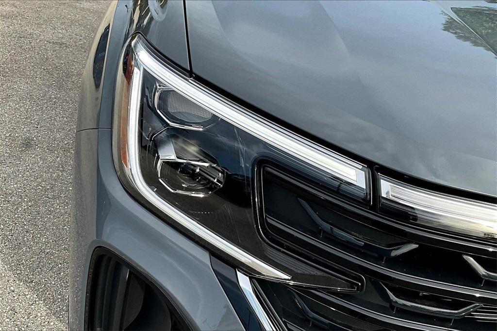 new 2026 Volkswagen Atlas Cross Sport car, priced at $42,517