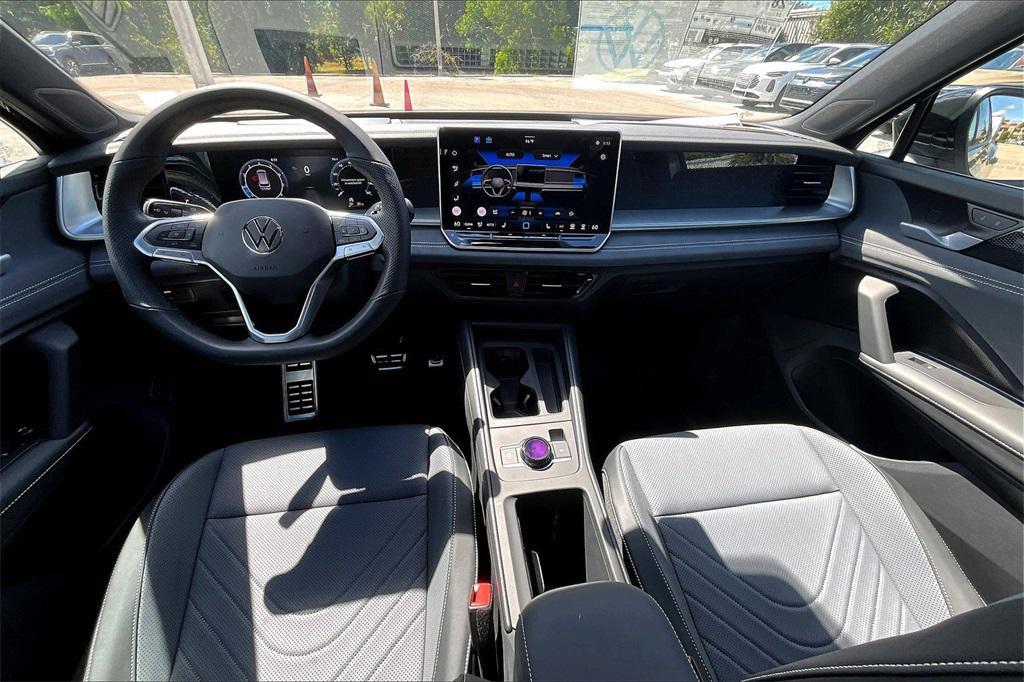 new 2025 Volkswagen Tiguan car, priced at $35,846