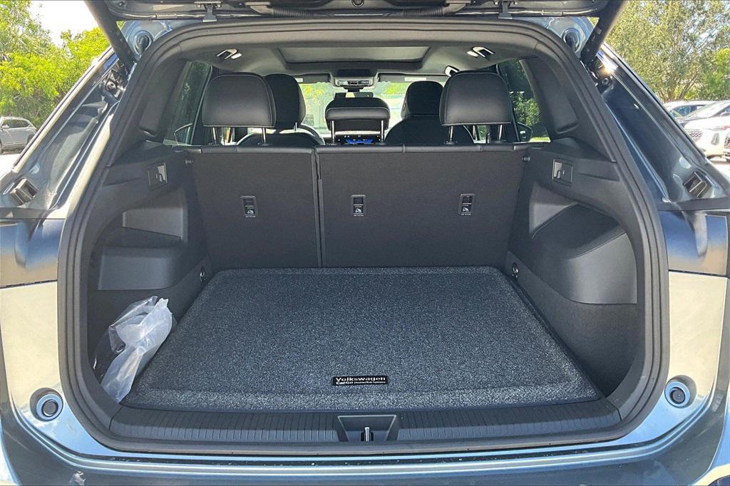 new 2025 Volkswagen Tiguan car, priced at $35,846