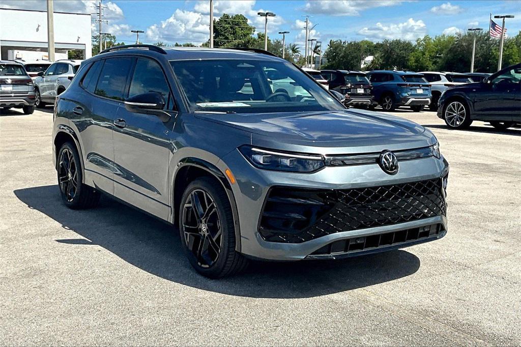 new 2025 Volkswagen Tiguan car, priced at $35,846