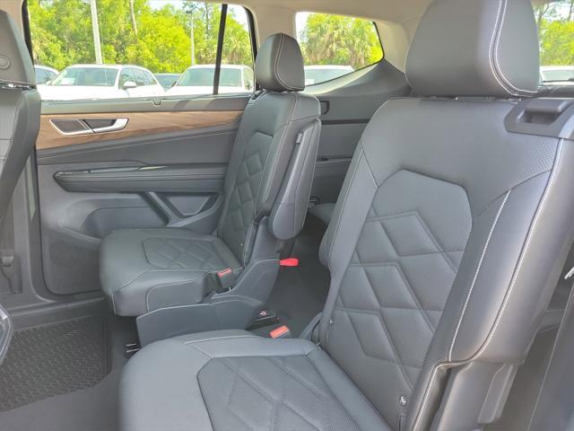 new 2025 Volkswagen Atlas car, priced at $44,573