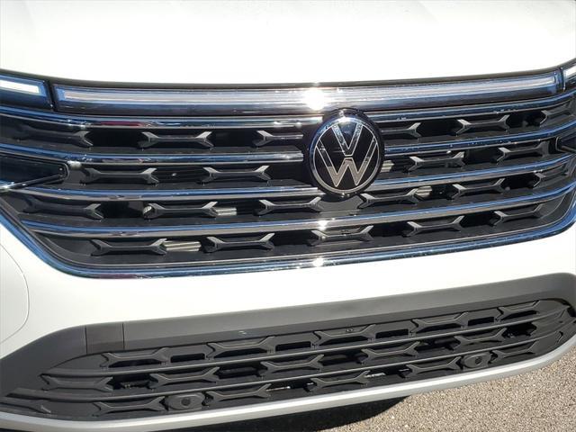 new 2025 Volkswagen Atlas car, priced at $44,581