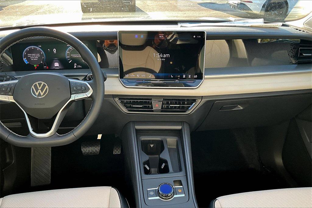new 2025 Volkswagen Tiguan car, priced at $35,597