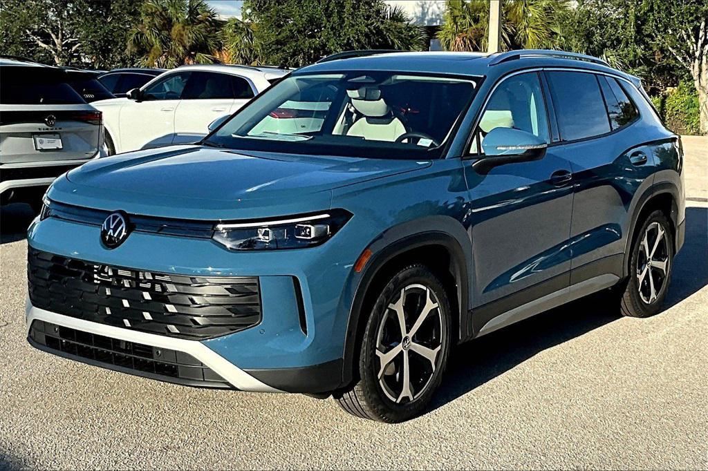 new 2025 Volkswagen Tiguan car, priced at $35,597
