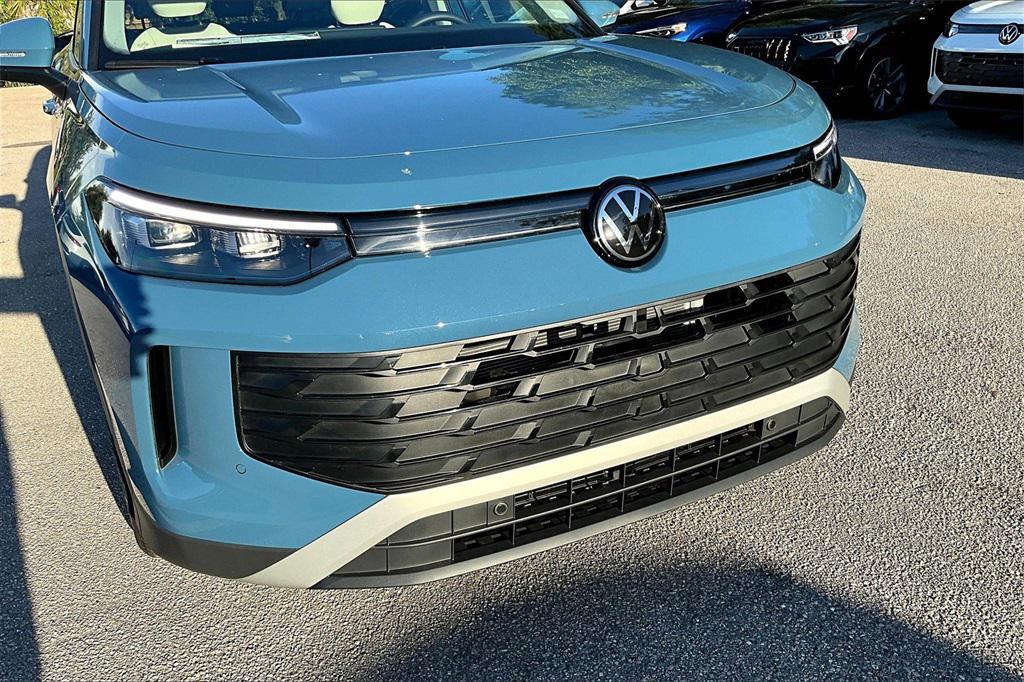 new 2025 Volkswagen Tiguan car, priced at $35,597