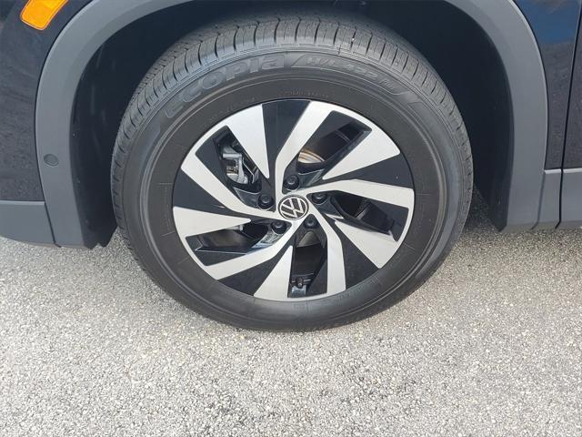 new 2025 Volkswagen Tiguan car, priced at $31,511