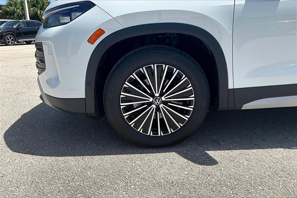 new 2025 Volkswagen Tiguan car, priced at $30,067