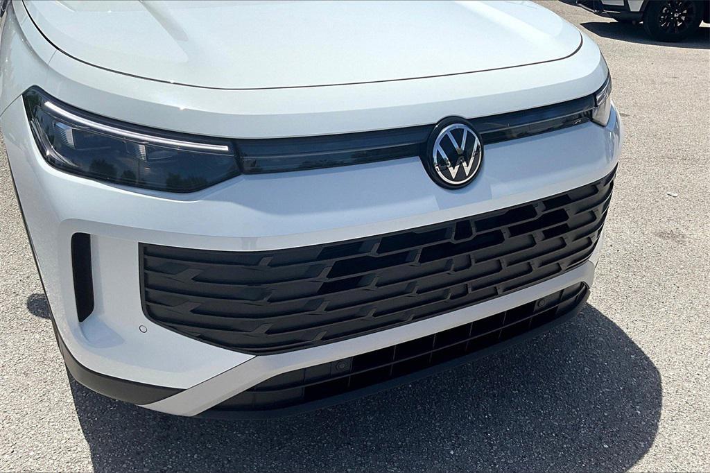new 2025 Volkswagen Tiguan car, priced at $30,067