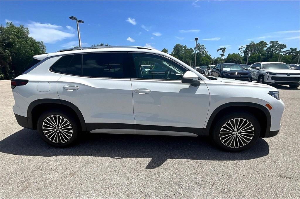 new 2025 Volkswagen Tiguan car, priced at $30,067
