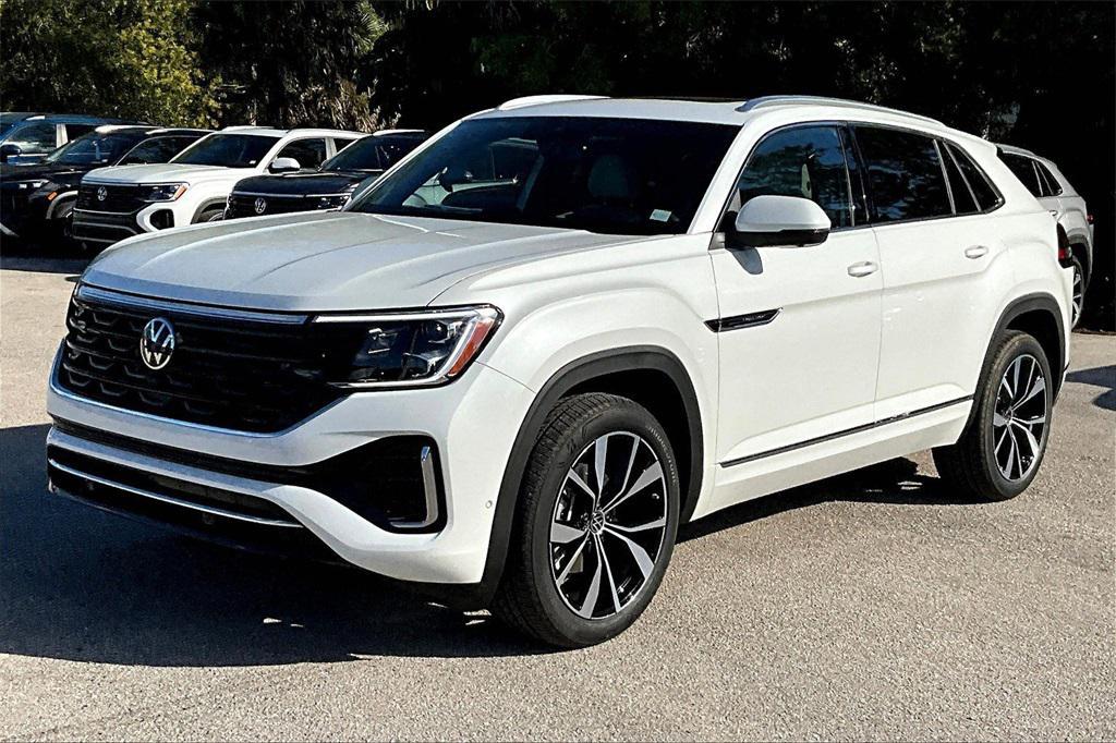 new 2026 Volkswagen Atlas Cross Sport car, priced at $51,474