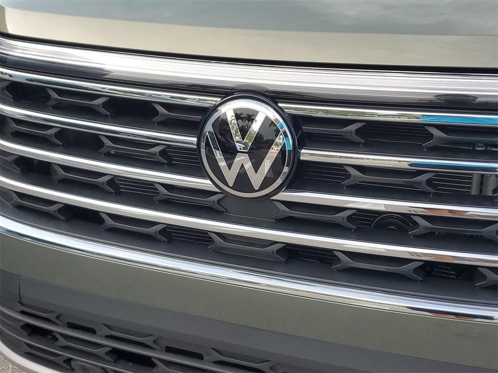 new 2025 Volkswagen Atlas car, priced at $41,839