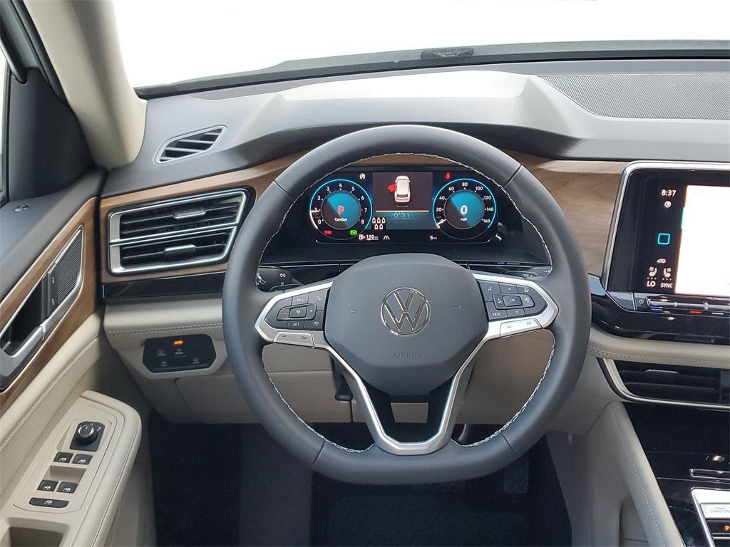 new 2025 Volkswagen Atlas car, priced at $39,697