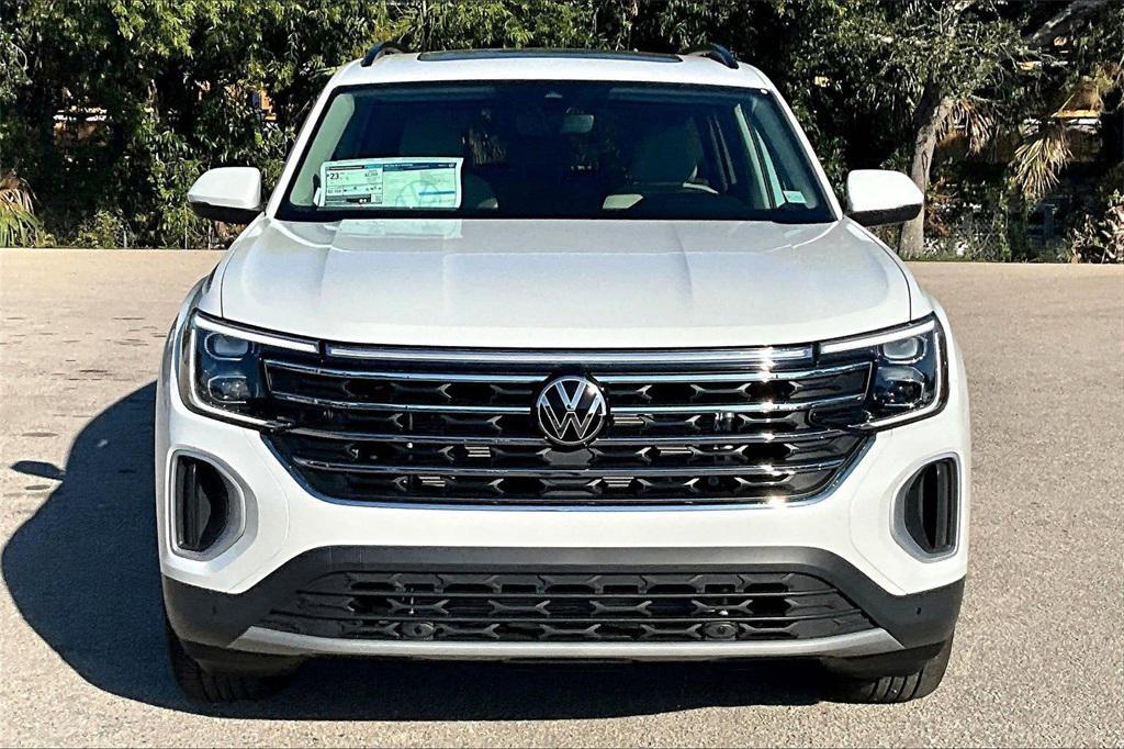 new 2026 Volkswagen Atlas car, priced at $44,792