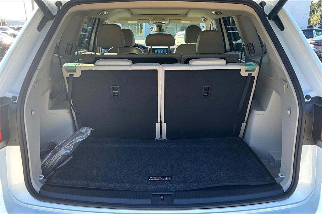 new 2026 Volkswagen Atlas car, priced at $44,792