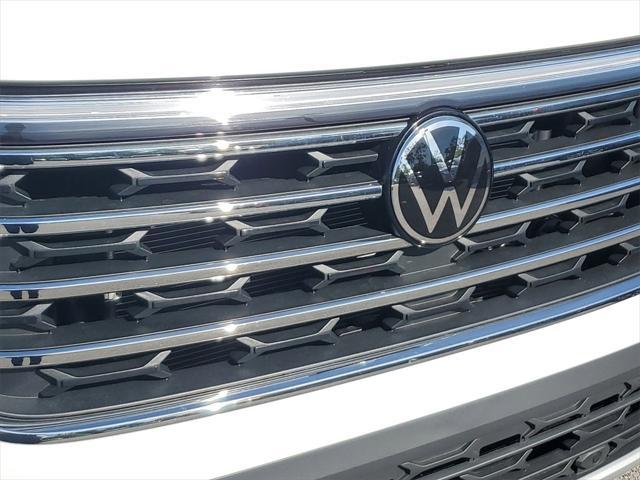 new 2025 Volkswagen Atlas car, priced at $37,313