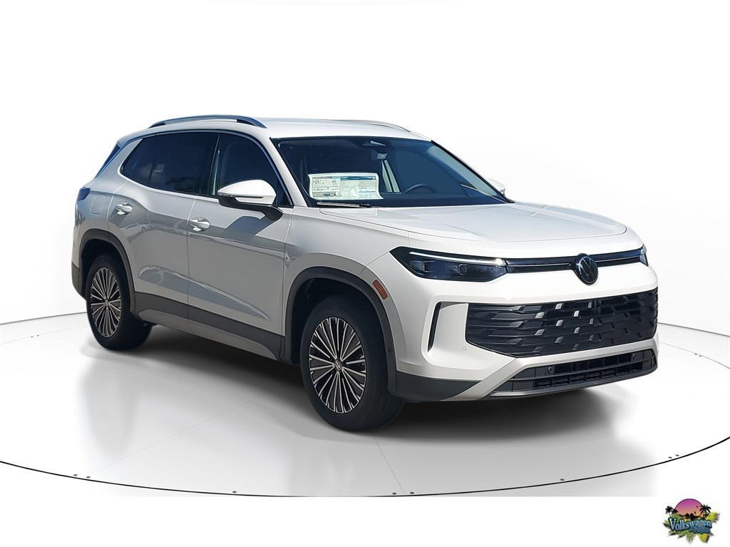 new 2025 Volkswagen Tiguan car, priced at $29,999