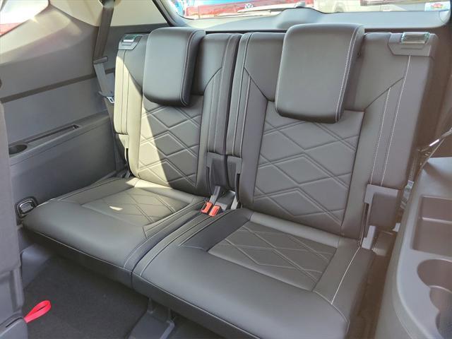 new 2025 Volkswagen Atlas car, priced at $37,229