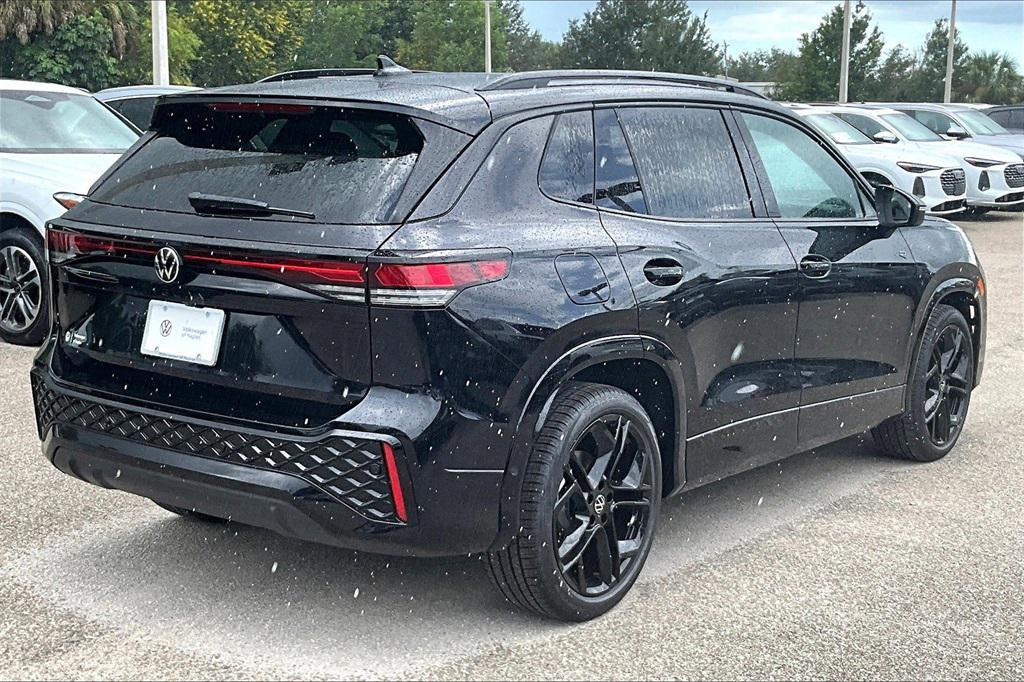 new 2025 Volkswagen Tiguan car, priced at $35,931
