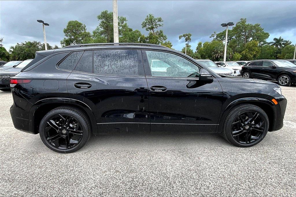 new 2025 Volkswagen Tiguan car, priced at $35,931