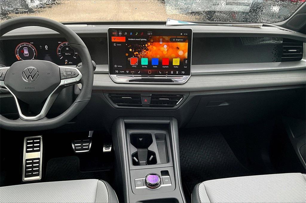new 2025 Volkswagen Tiguan car, priced at $35,931