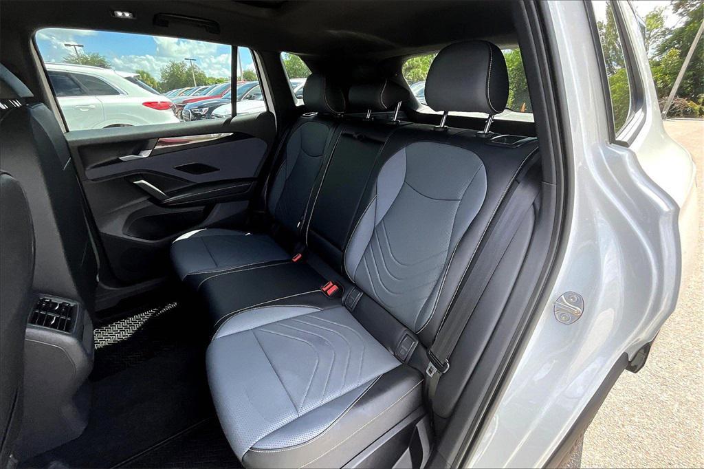new 2025 Volkswagen Tiguan car, priced at $37,820