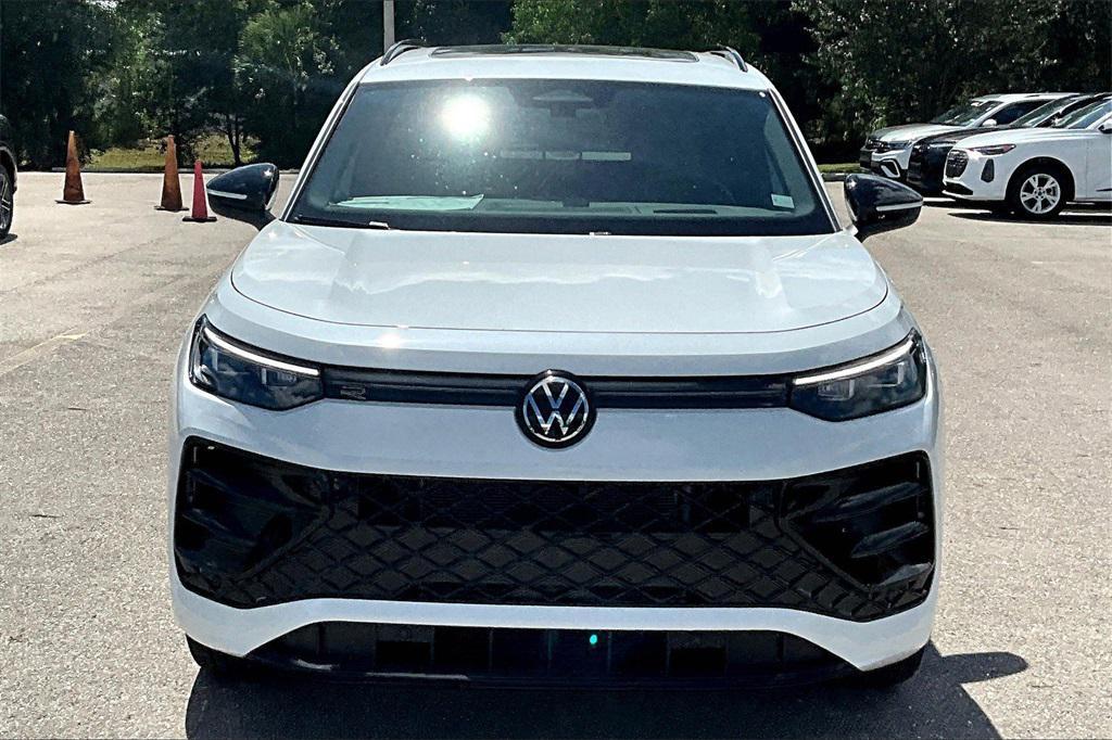new 2025 Volkswagen Tiguan car, priced at $37,820