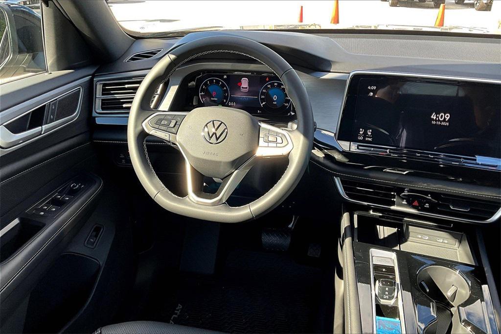 new 2026 Volkswagen Atlas Cross Sport car, priced at $44,006