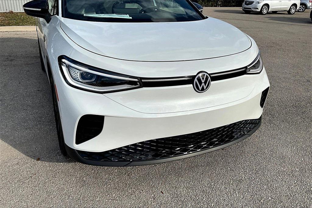 new 2025 Volkswagen ID.4 car, priced at $46,700