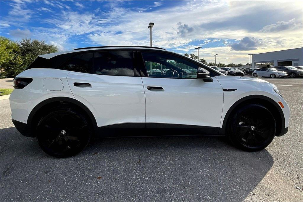 new 2025 Volkswagen ID.4 car, priced at $46,700