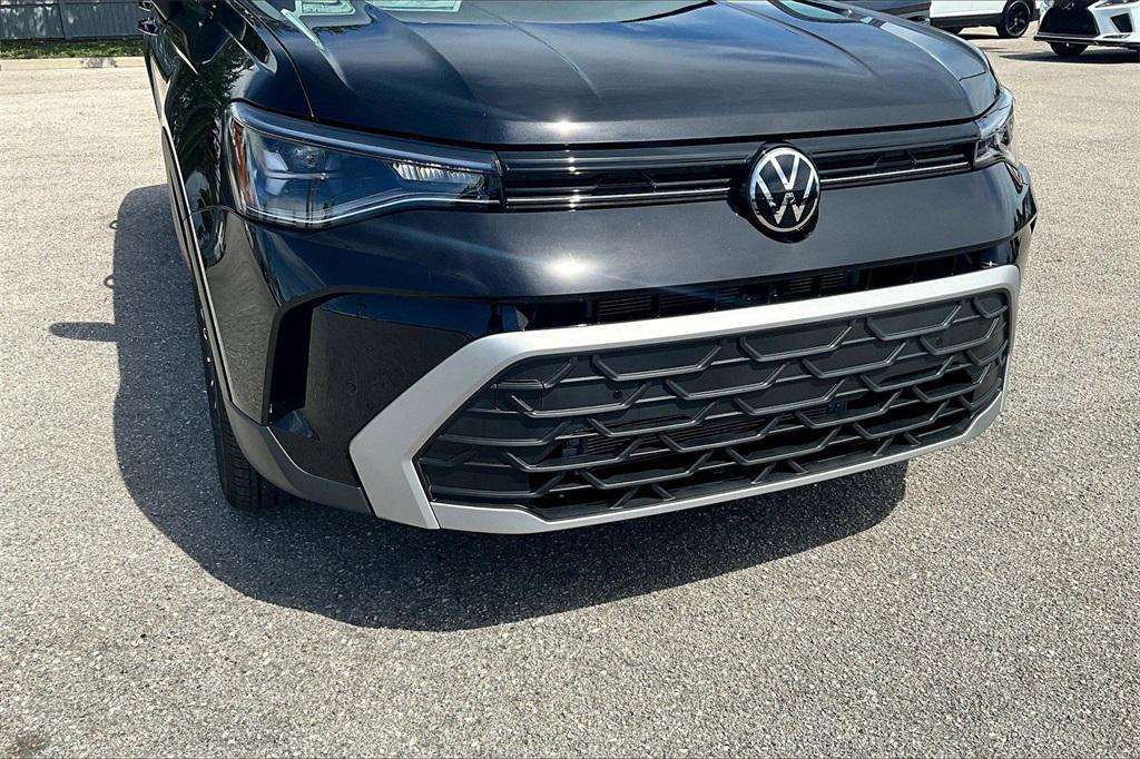 new 2025 Volkswagen Taos car, priced at $29,285