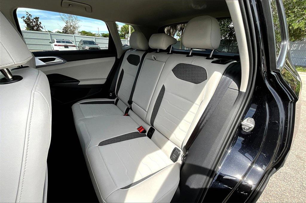 new 2025 Volkswagen Taos car, priced at $29,285