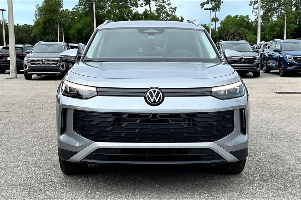 new 2025 Volkswagen Tiguan car, priced at $32,777