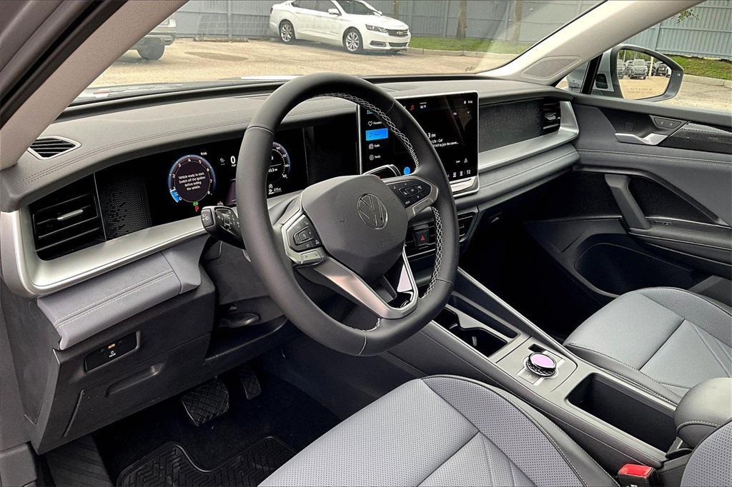 new 2025 Volkswagen Tiguan car, priced at $32,777
