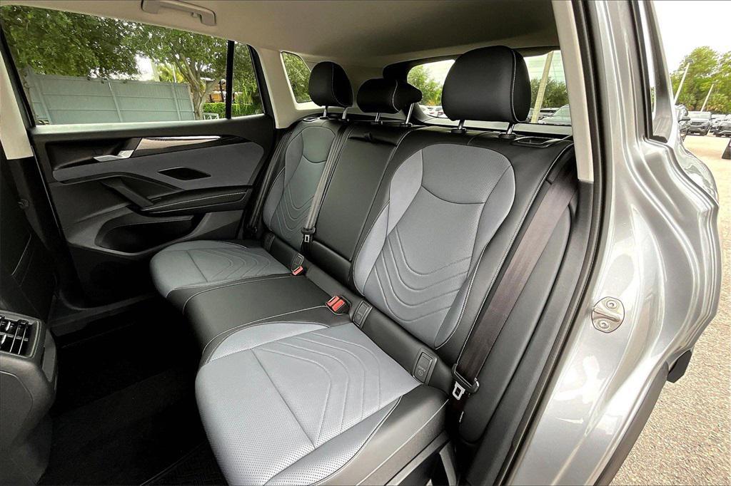 new 2025 Volkswagen Tiguan car, priced at $32,777