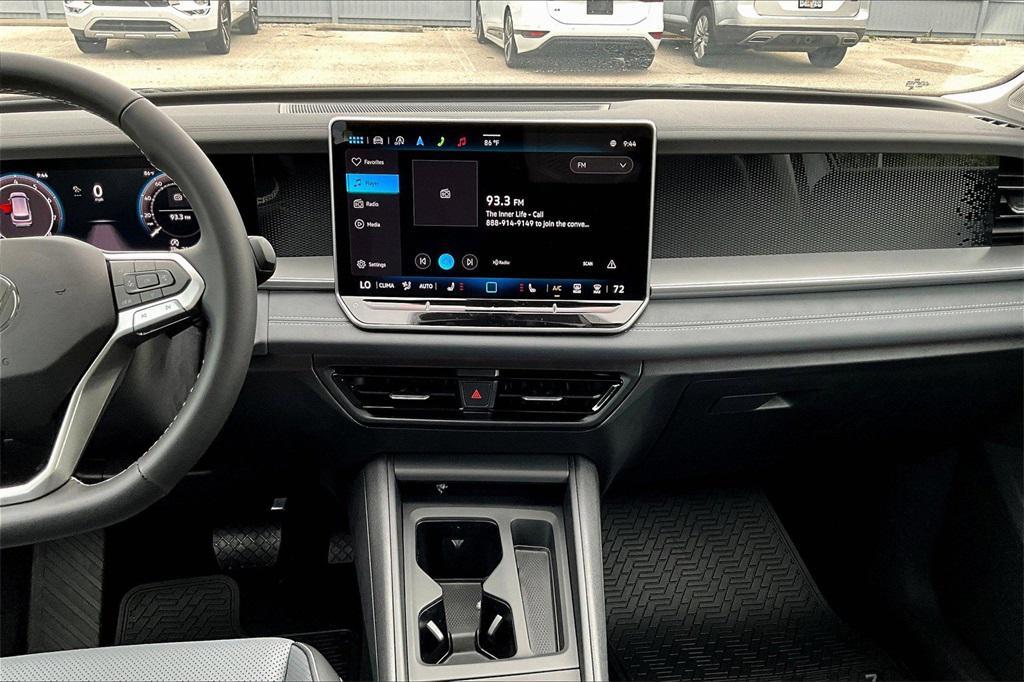 new 2025 Volkswagen Tiguan car, priced at $32,777