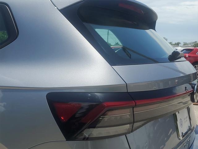 new 2025 Volkswagen Taos car, priced at $26,054