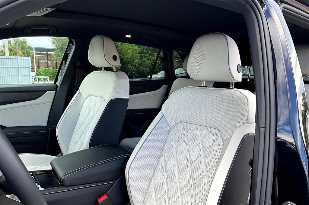 new 2026 Volkswagen Atlas Cross Sport car, priced at $54,065