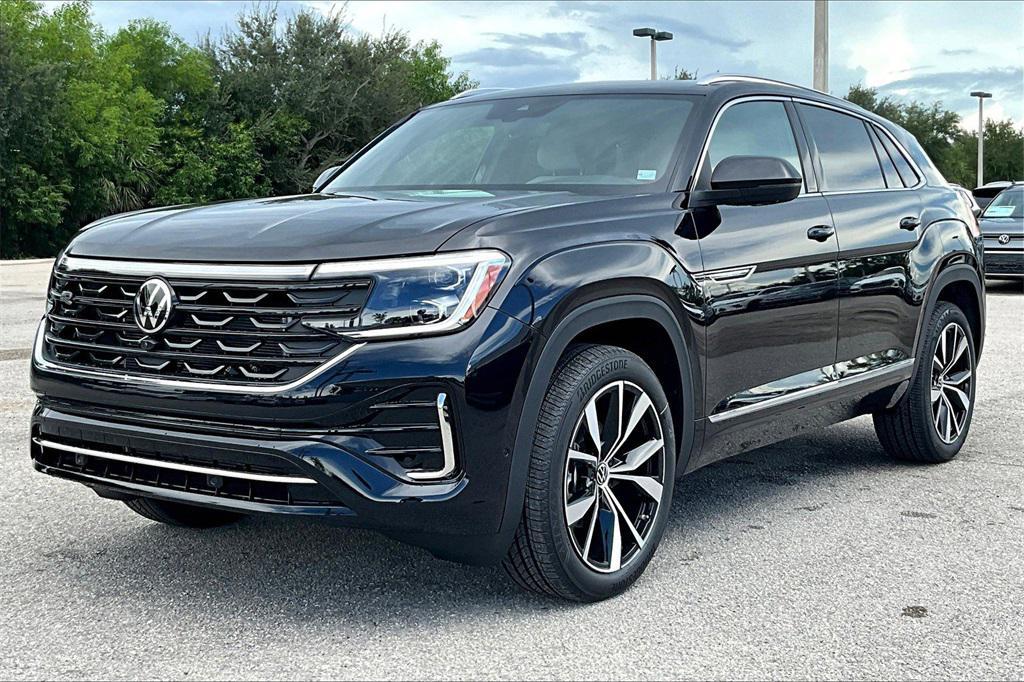 new 2026 Volkswagen Atlas Cross Sport car, priced at $54,065