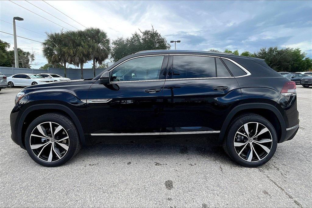 new 2026 Volkswagen Atlas Cross Sport car, priced at $54,065